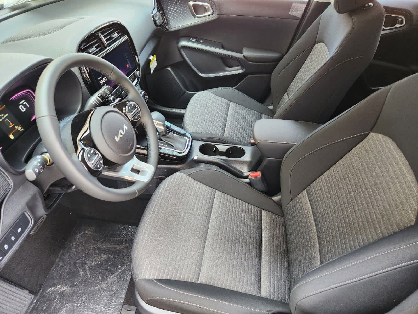 2025 Kia Soul EX 9