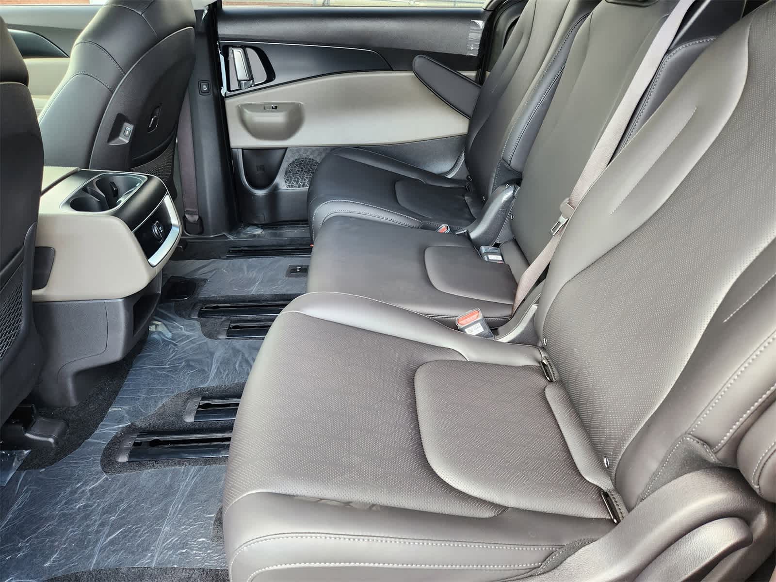 Thumbnail: 2026 Kia Carnival - 22