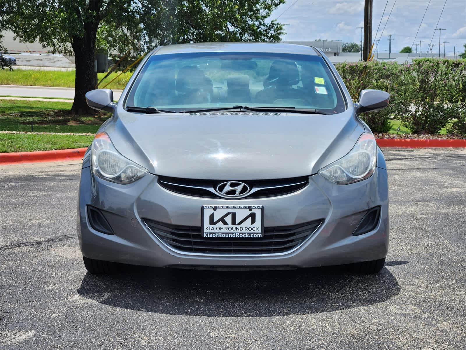 2013 Hyundai Elantra GLS 2