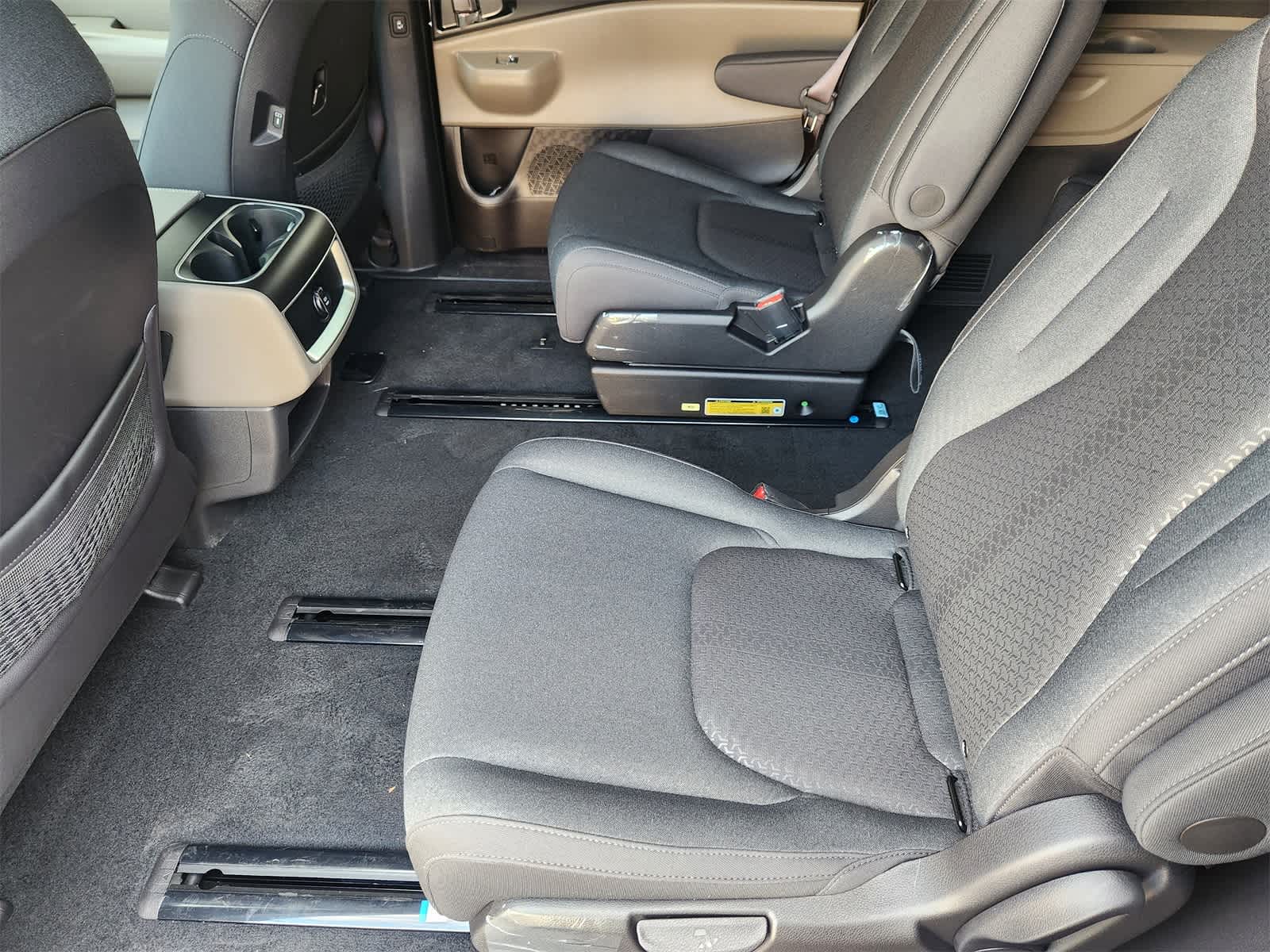 Thumbnail: 2026 Kia Carnival - 22