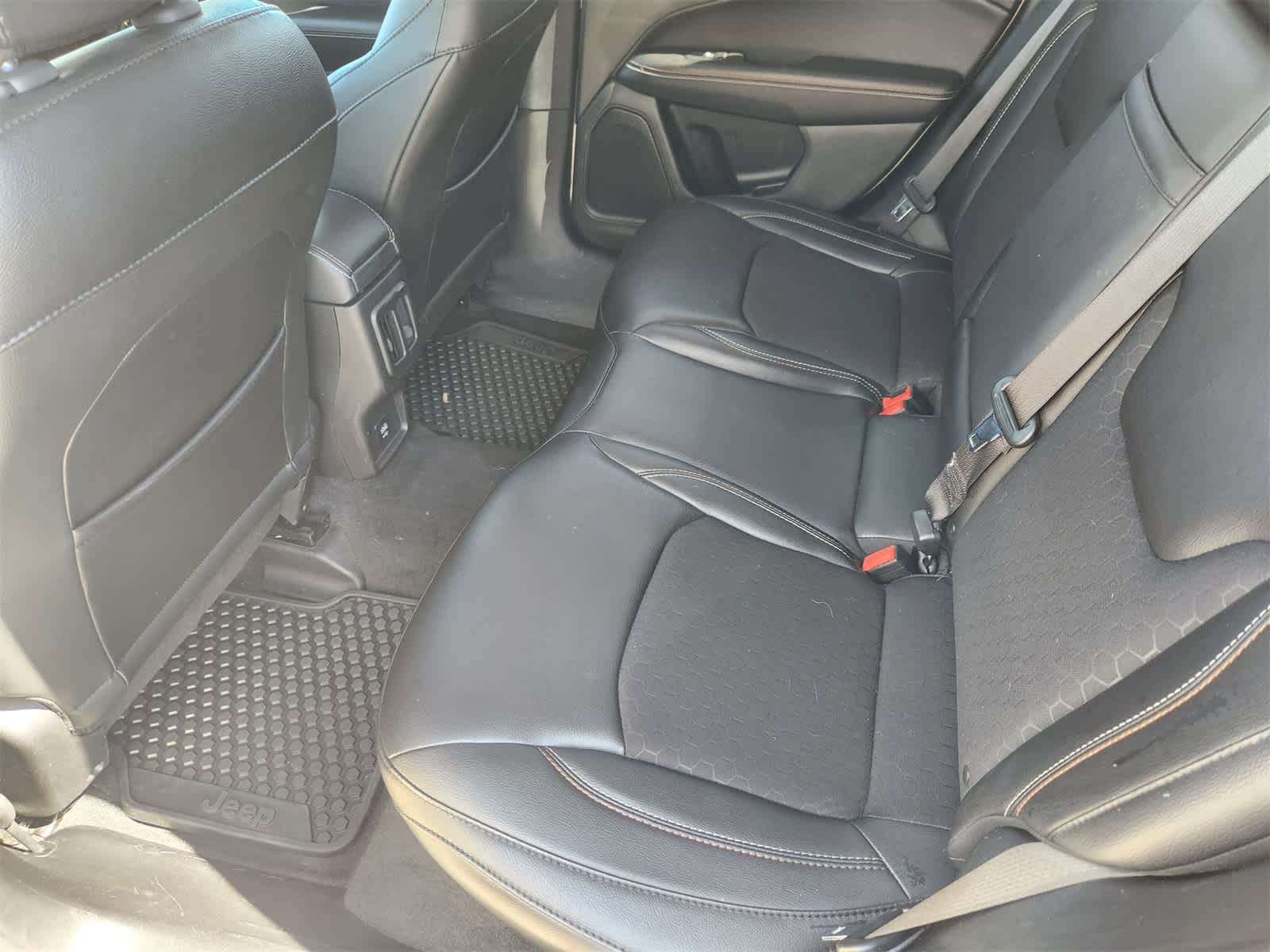 Thumbnail: 2018 Jeep Compass - 23