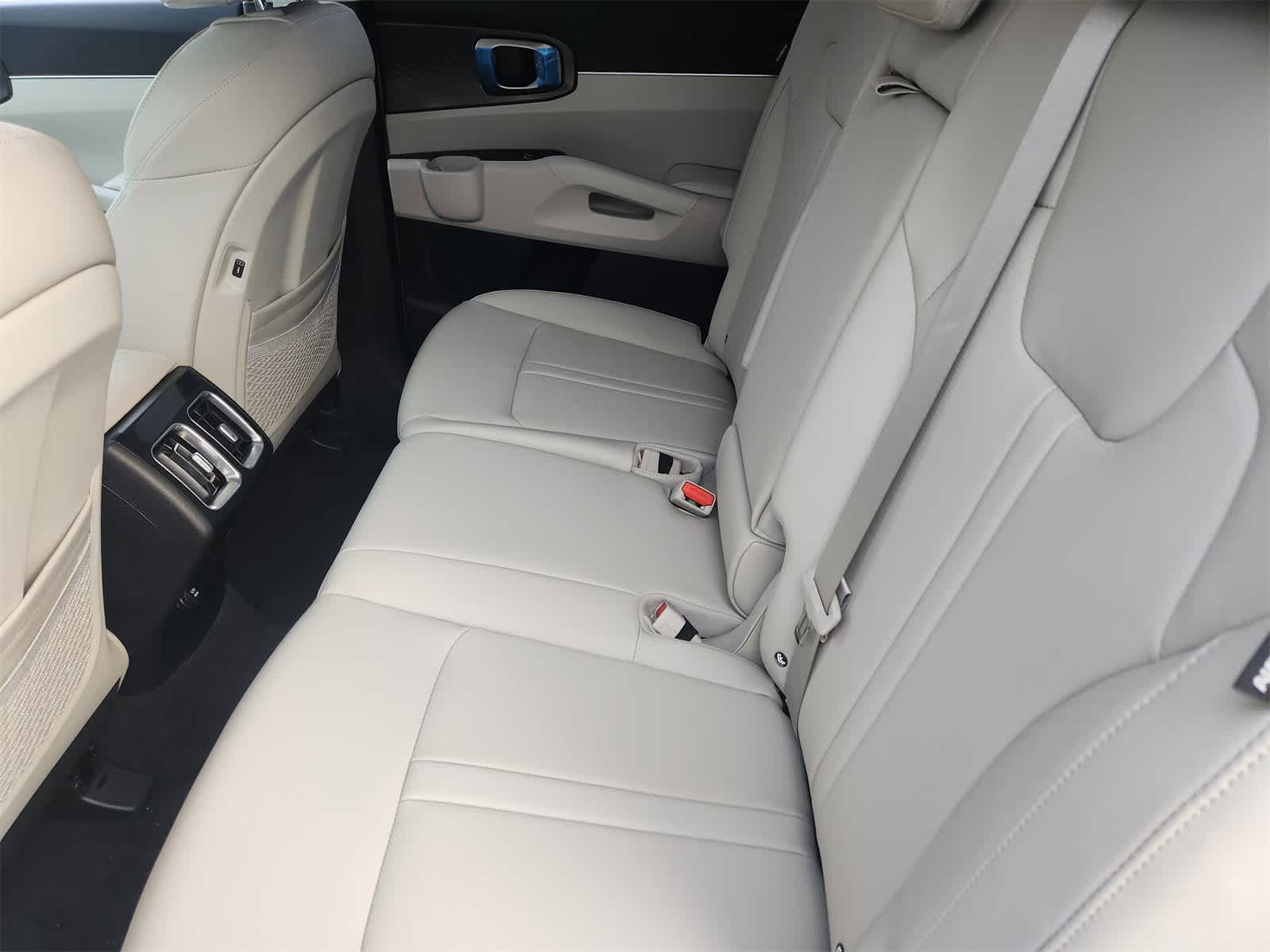 Thumbnail: 2026 Kia Sorento - 20