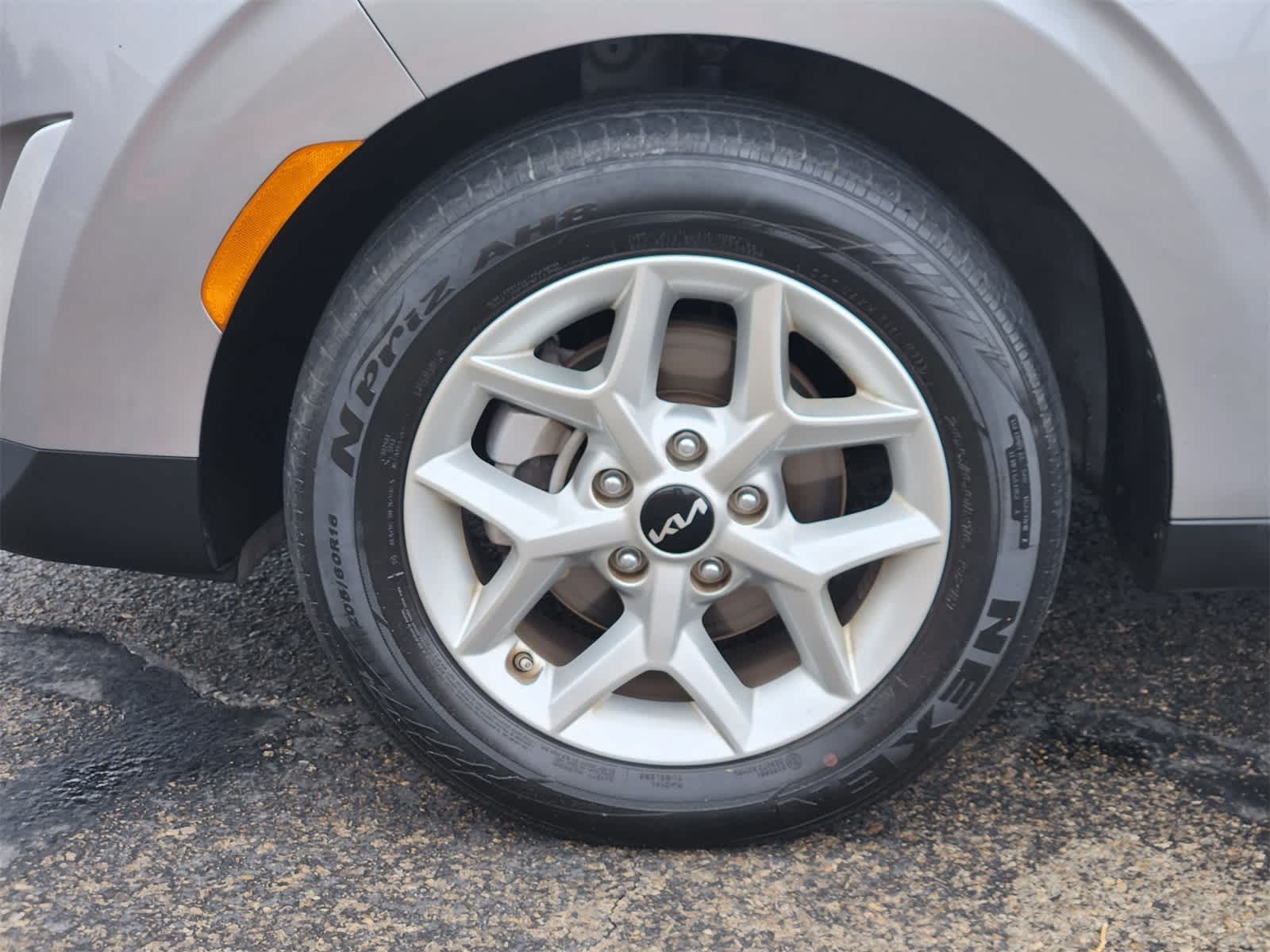 Thumbnail: 2023 Kia Soul - 8