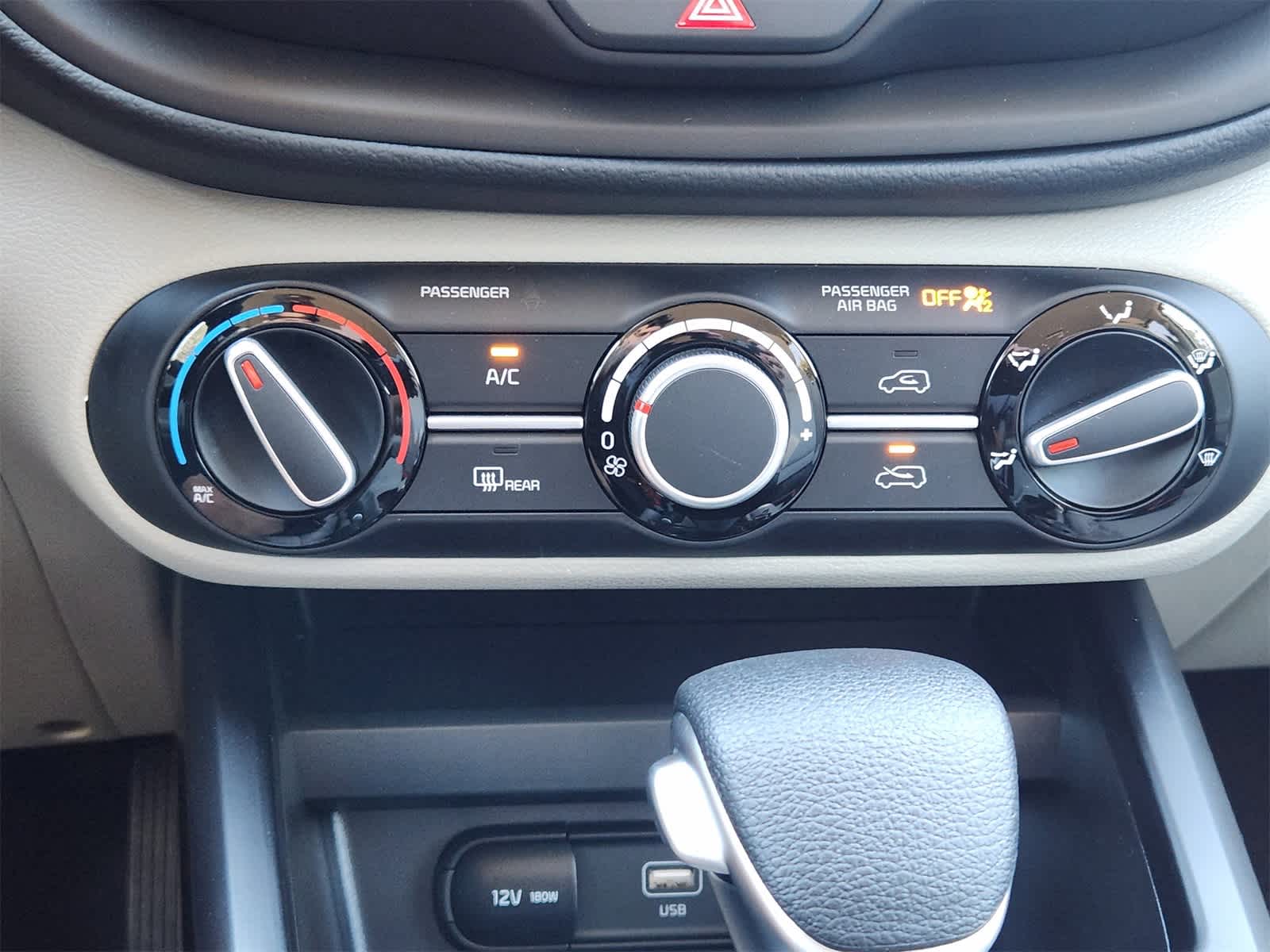 Thumbnail: 2025 Kia Soul - 18