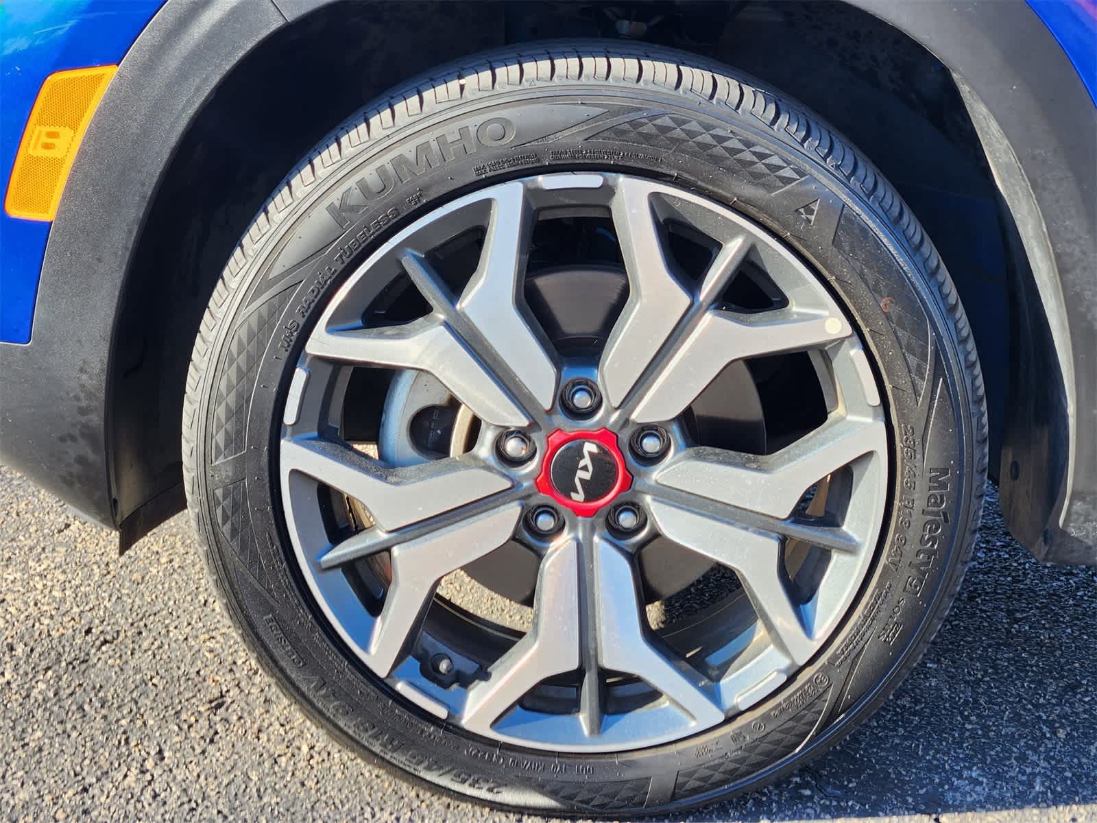 Thumbnail: 2023 Kia Seltos - 9