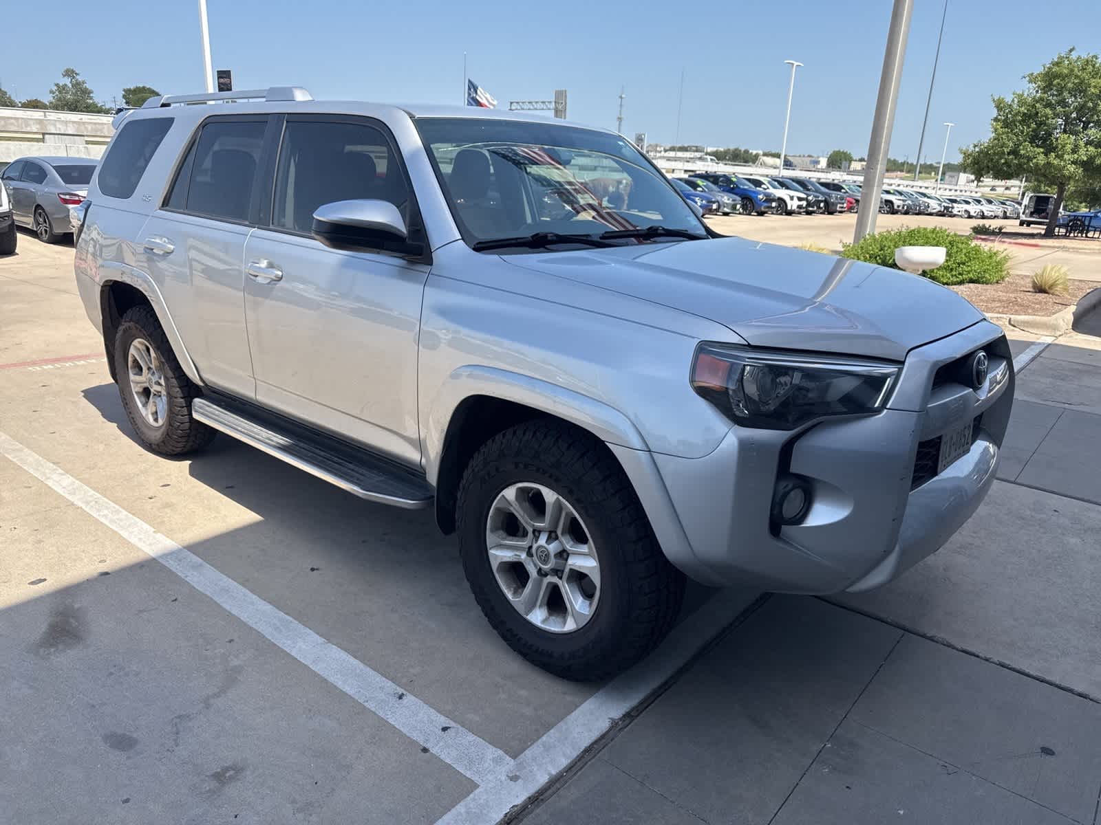 Thumbnail: 2015 Toyota 4Runner - 3