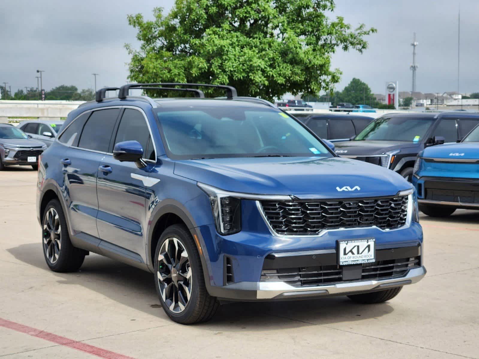 2025 Kia Sorento SX photo 2