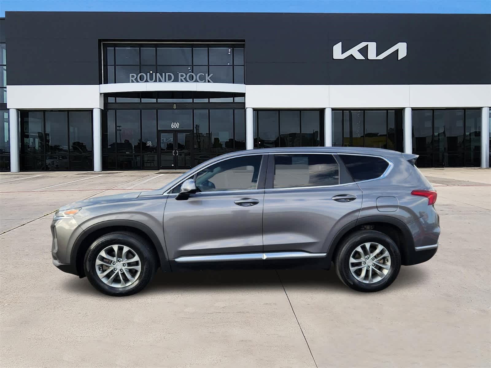 Thumbnail: 2019 Hyundai Santa Fe - 4