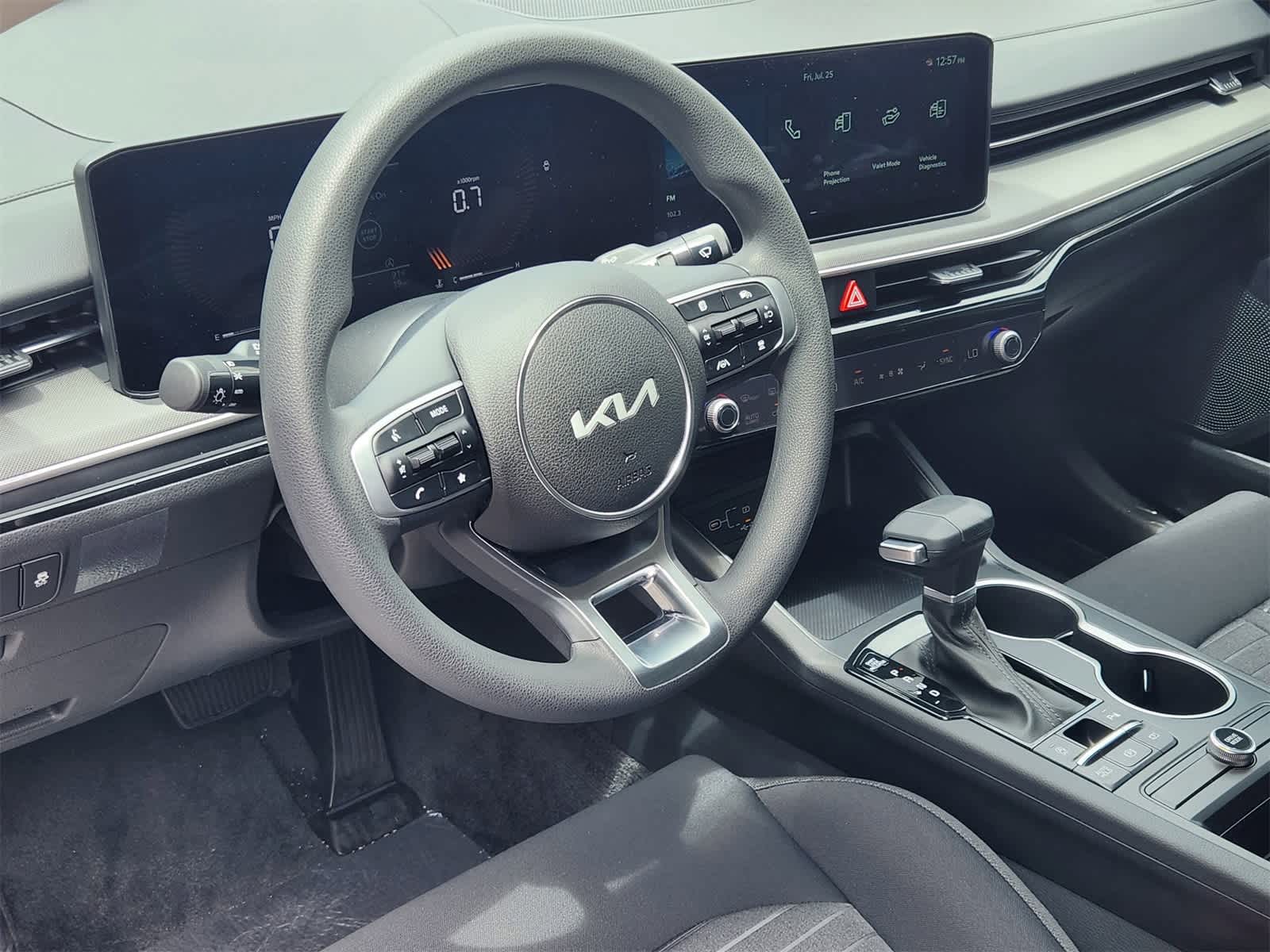 Thumbnail: 2026 Kia K5 - 12