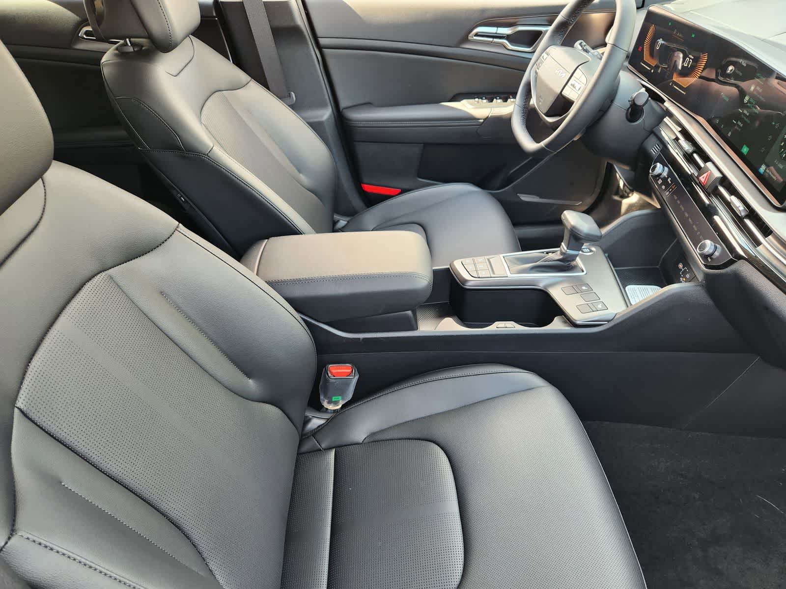 Thumbnail: 2026 Kia Sportage - 11