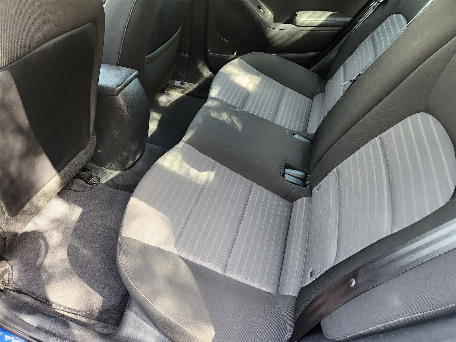 Thumbnail: 2017 Kia Forte - 29