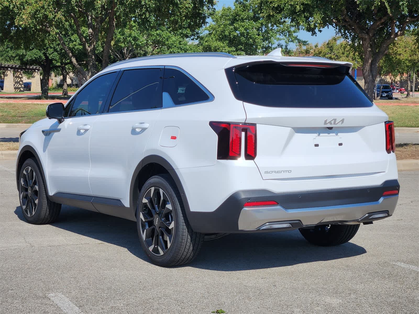 Thumbnail: 2025 Kia Sorento - 6