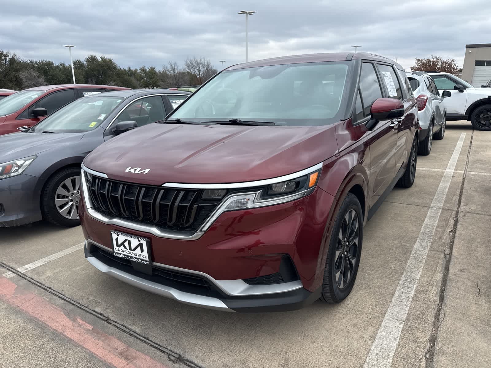 Thumbnail: 2024 Kia Carnival - 1