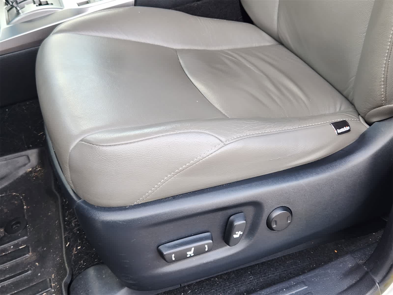 2016 Toyota 4Runner SR5 23