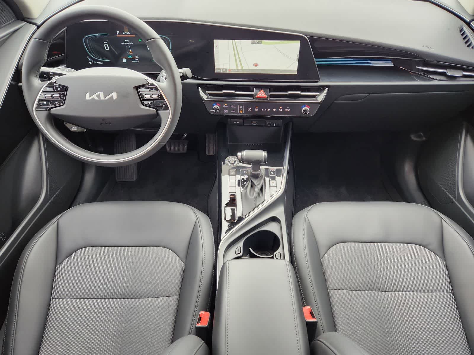 Thumbnail: 2024 Kia Niro - 23