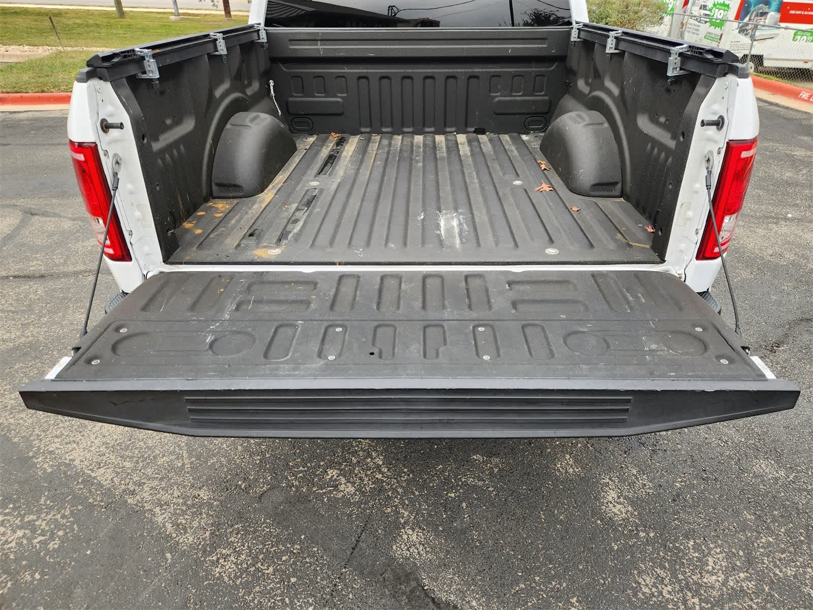 Thumbnail: 2017 Ford F-150 - 29