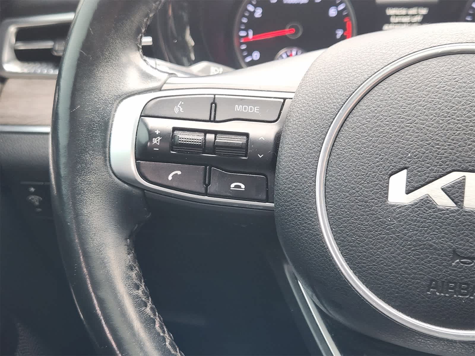 Thumbnail: 2022 Kia K5 - 25