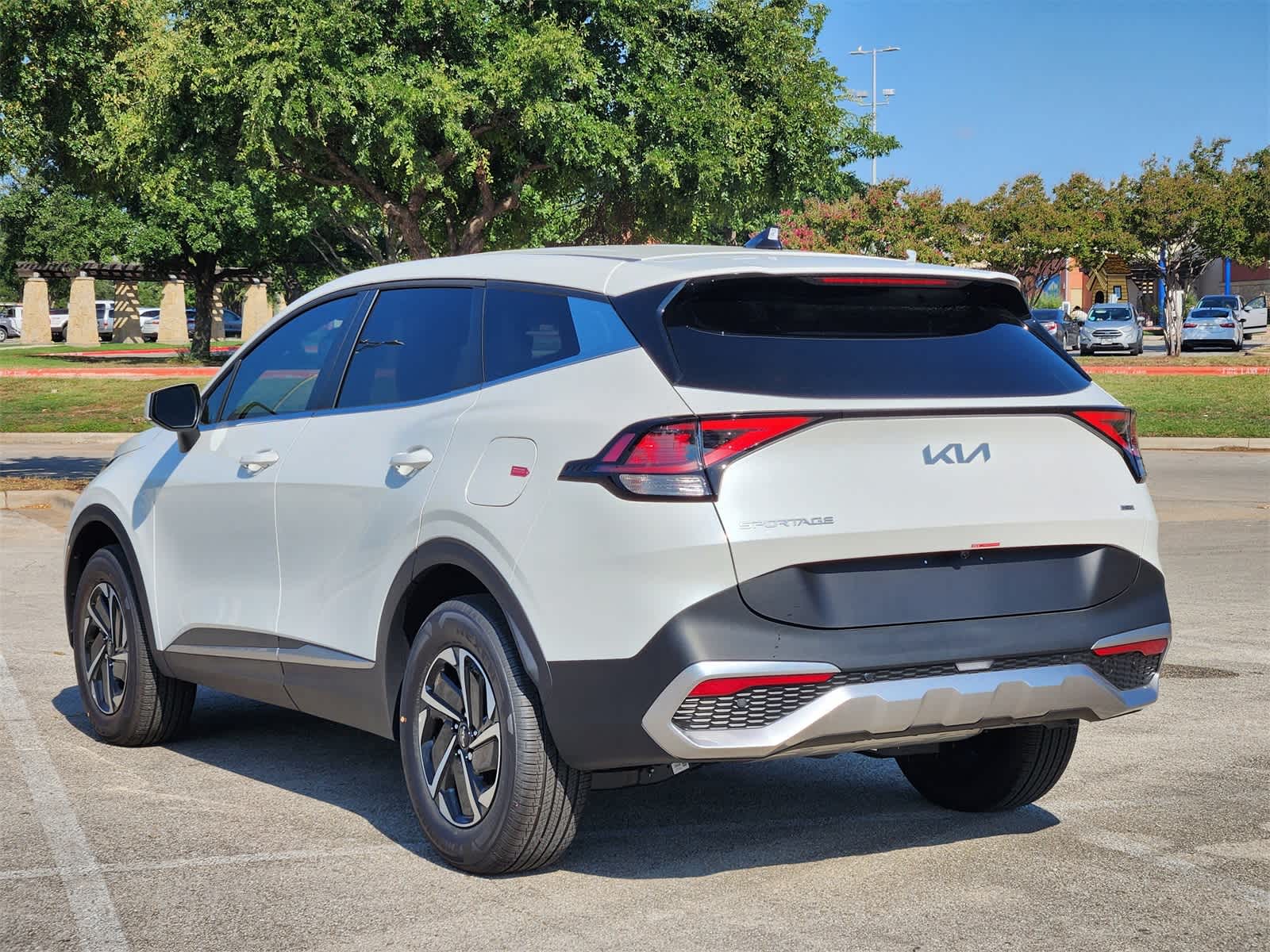 Thumbnail: 2025 Kia Sportage - 6