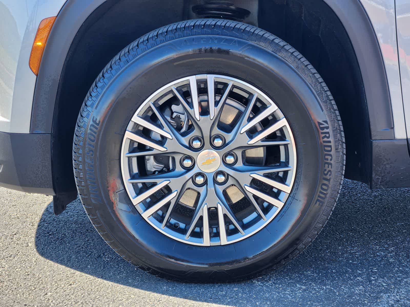 Thumbnail: 2024 Chevrolet Traverse - 9