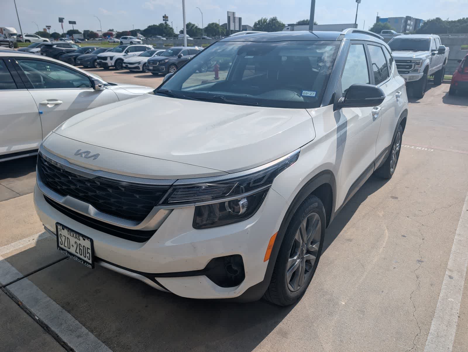 2023 Kia Seltos S FWD photo