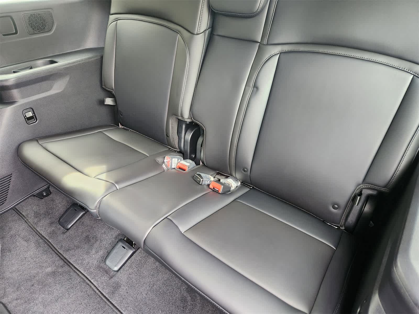 Thumbnail: 2027 Kia Telluride - 24