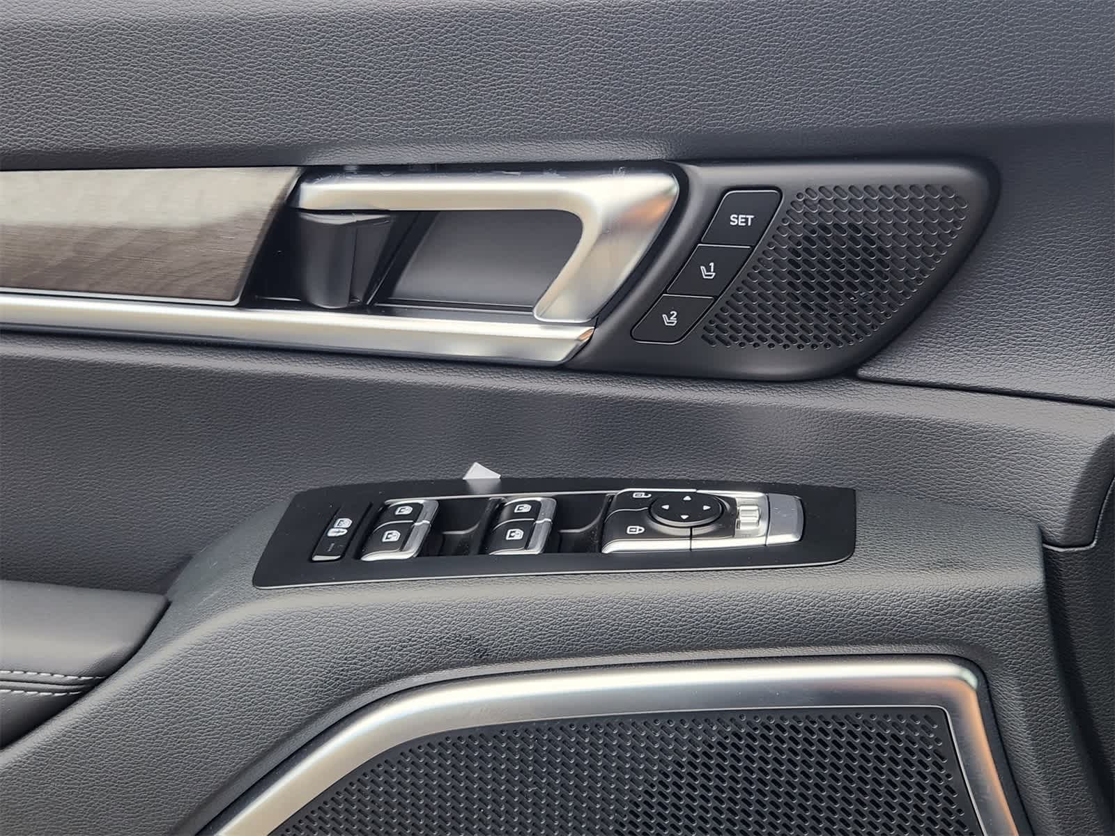 2025 Kia Telluride SX 18