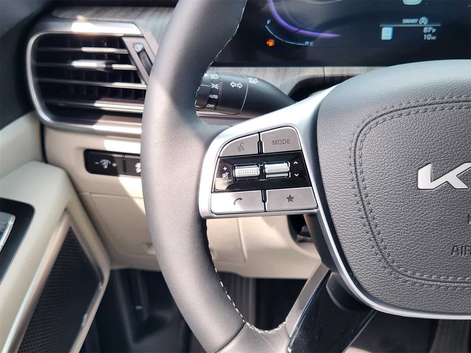 Thumbnail: 2025 Kia Telluride - 26