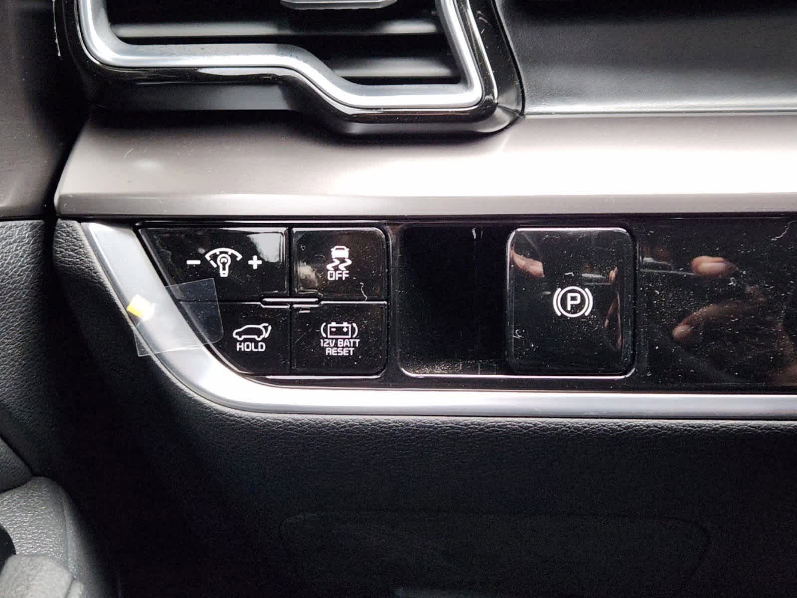 Thumbnail: 2025 Kia Sportage - 17