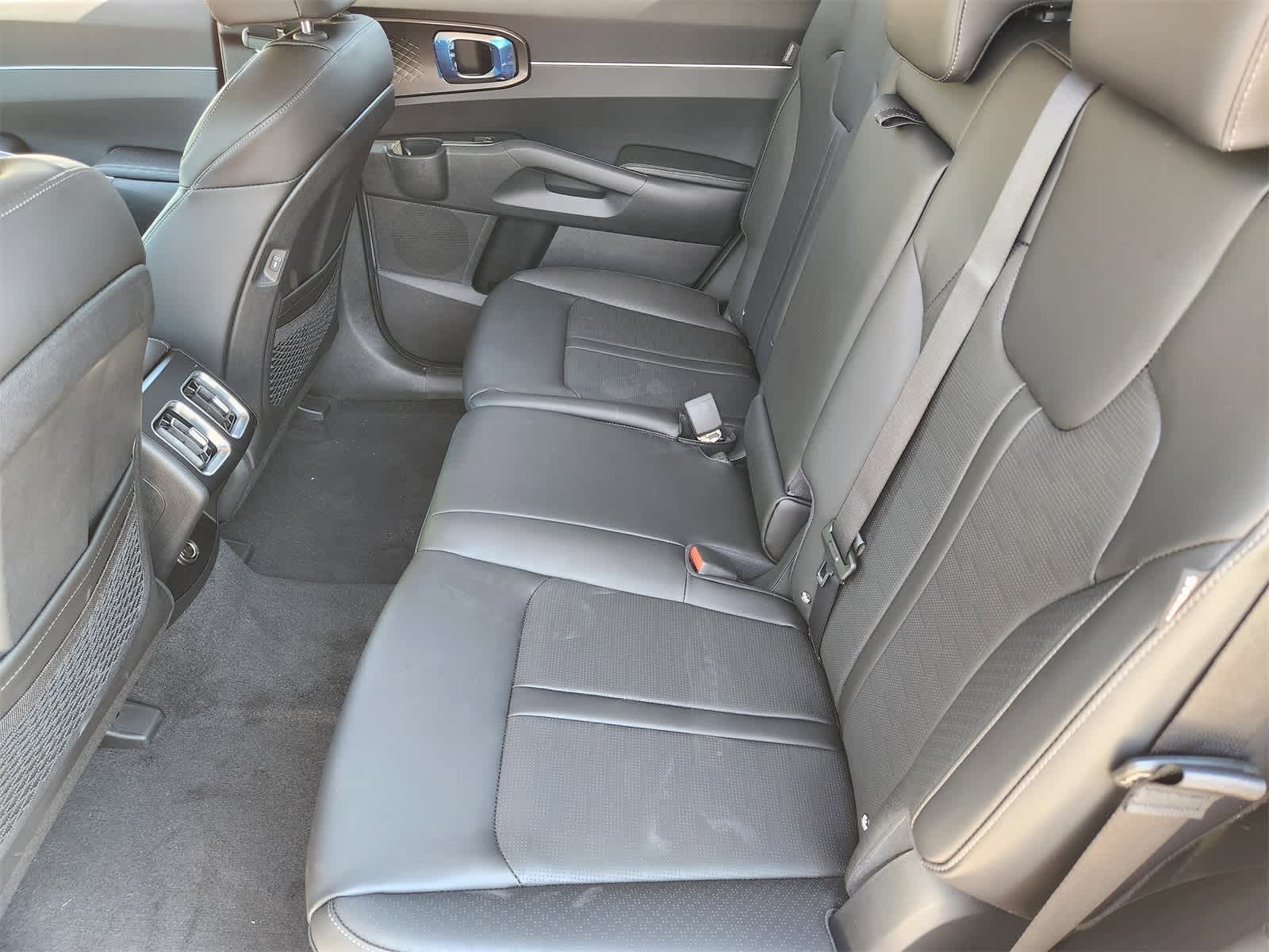 Thumbnail: 2026 Kia Sorento - 21