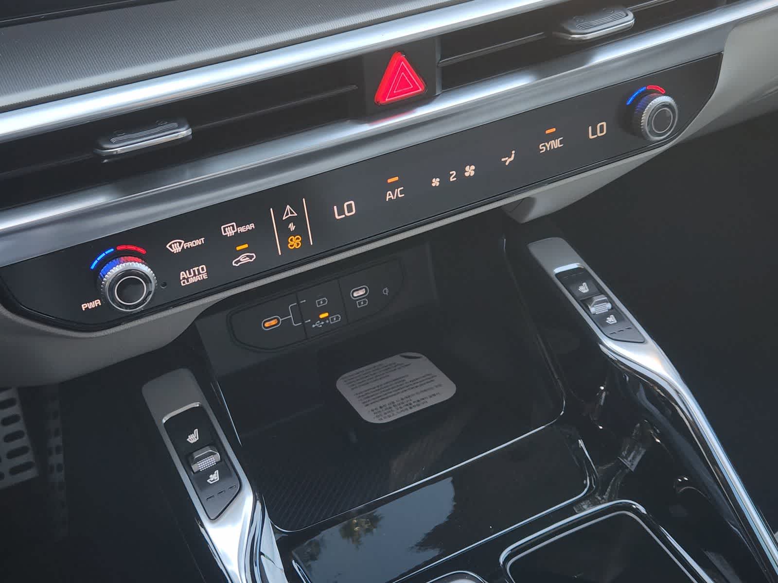 Thumbnail: 2026 Kia Sorento - 16