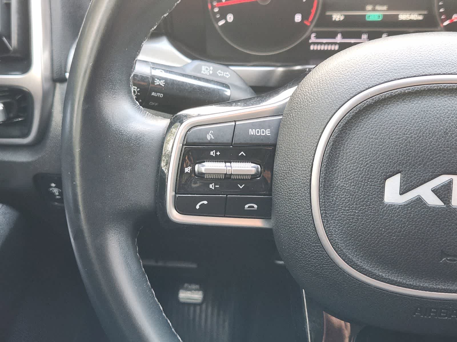 Thumbnail: 2023 Kia Sorento - 27