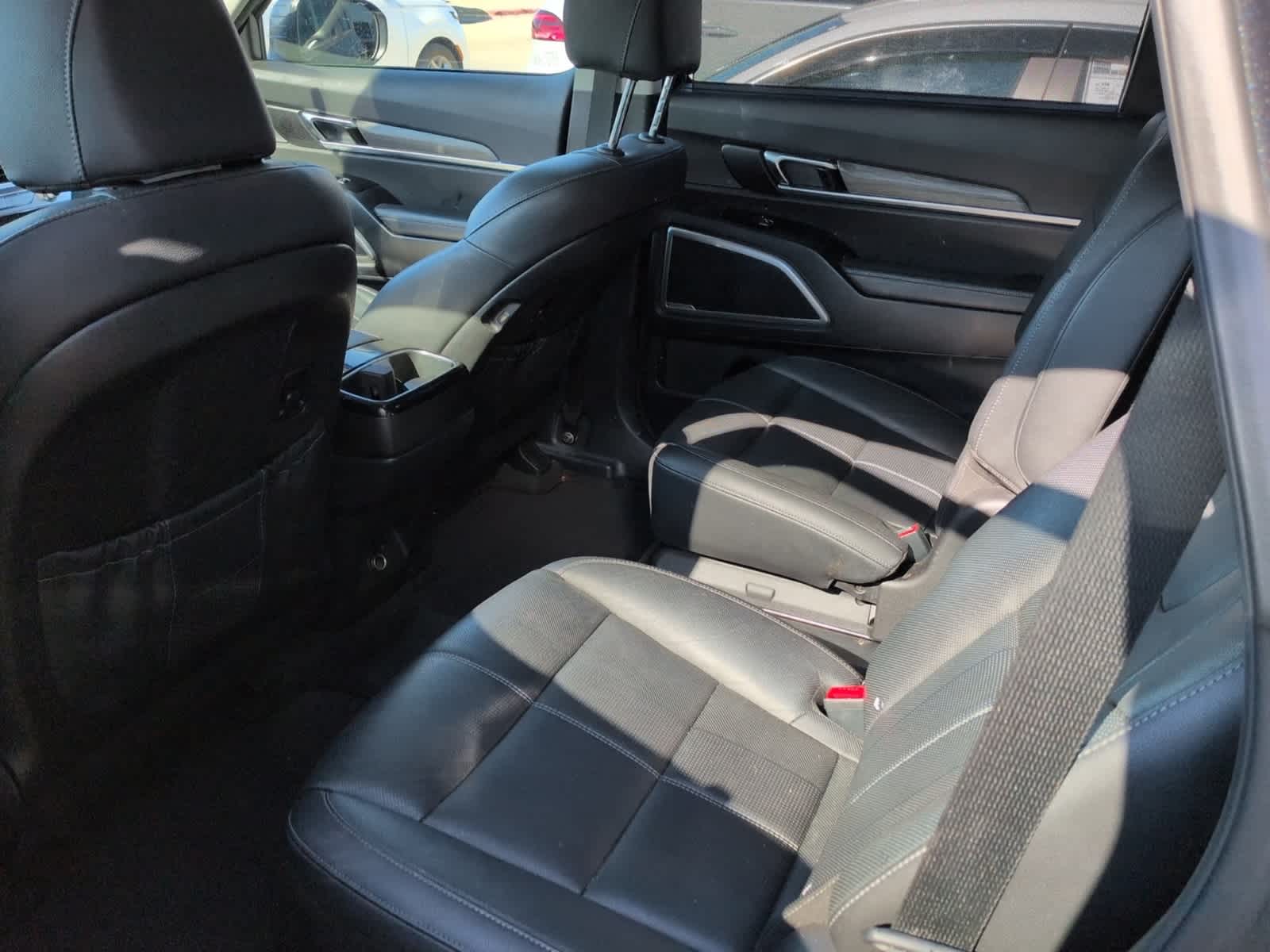 Thumbnail: 2021 Kia Telluride - 8