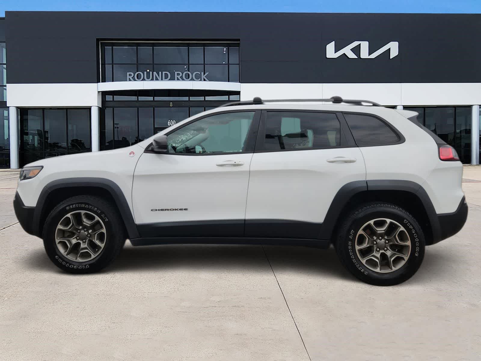 Thumbnail: 2020 Jeep Cherokee - 4