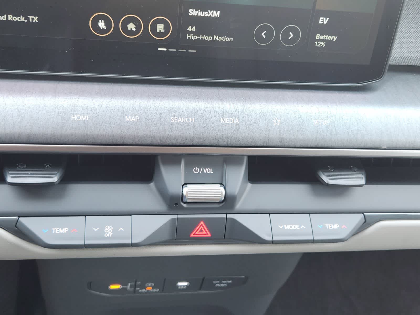 Thumbnail: 2026 Kia EV9 - 16