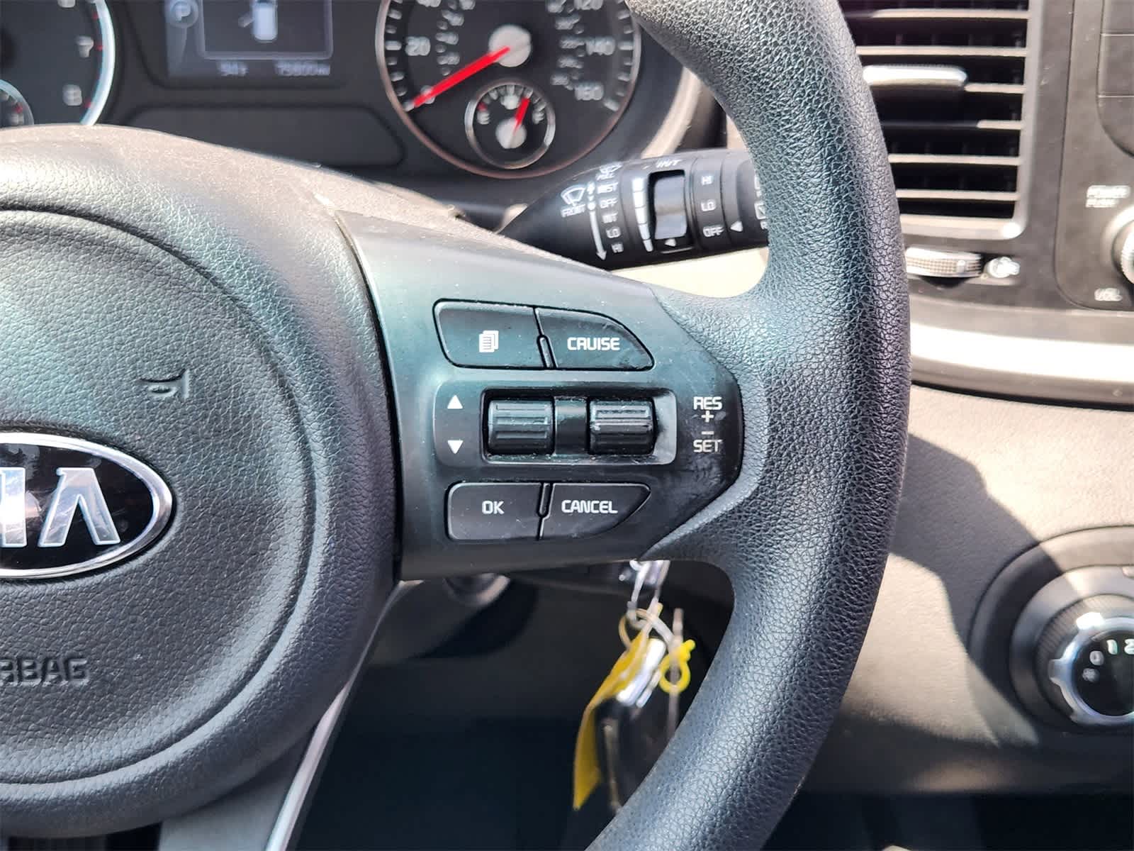 Thumbnail: 2016 Kia Sorento - 26