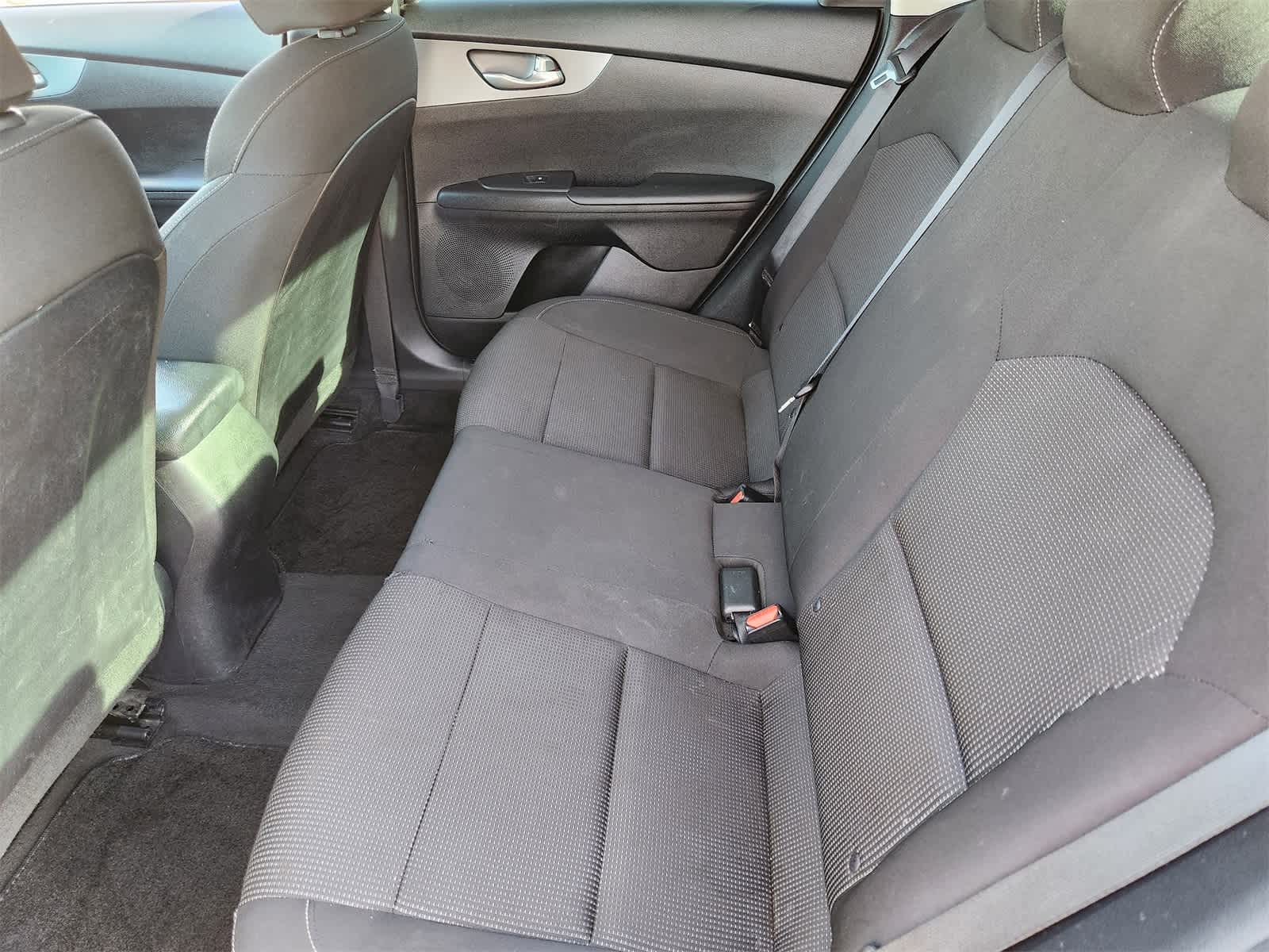 Thumbnail: 2019 Kia Forte - 23