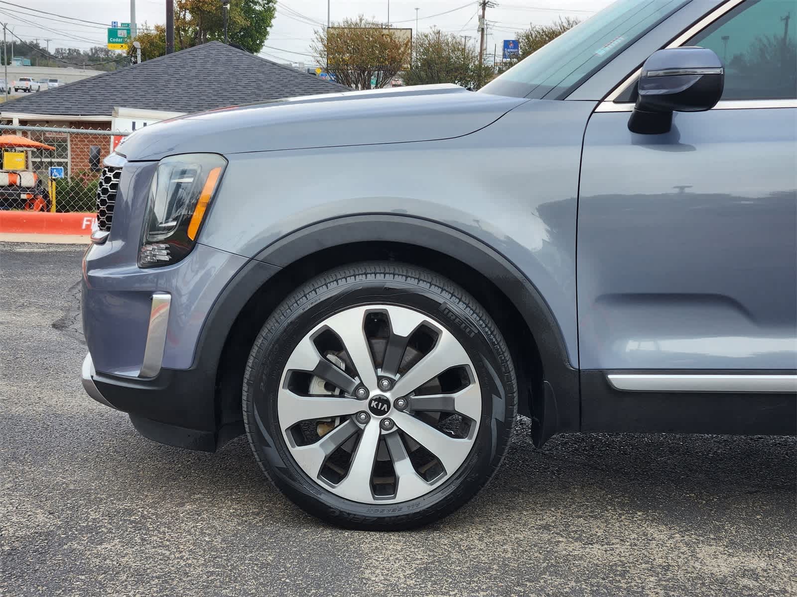 Thumbnail: 2020 Kia Telluride - 8
