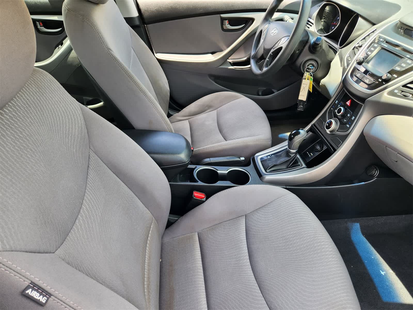 Thumbnail: 2016 Hyundai Elantra - 13
