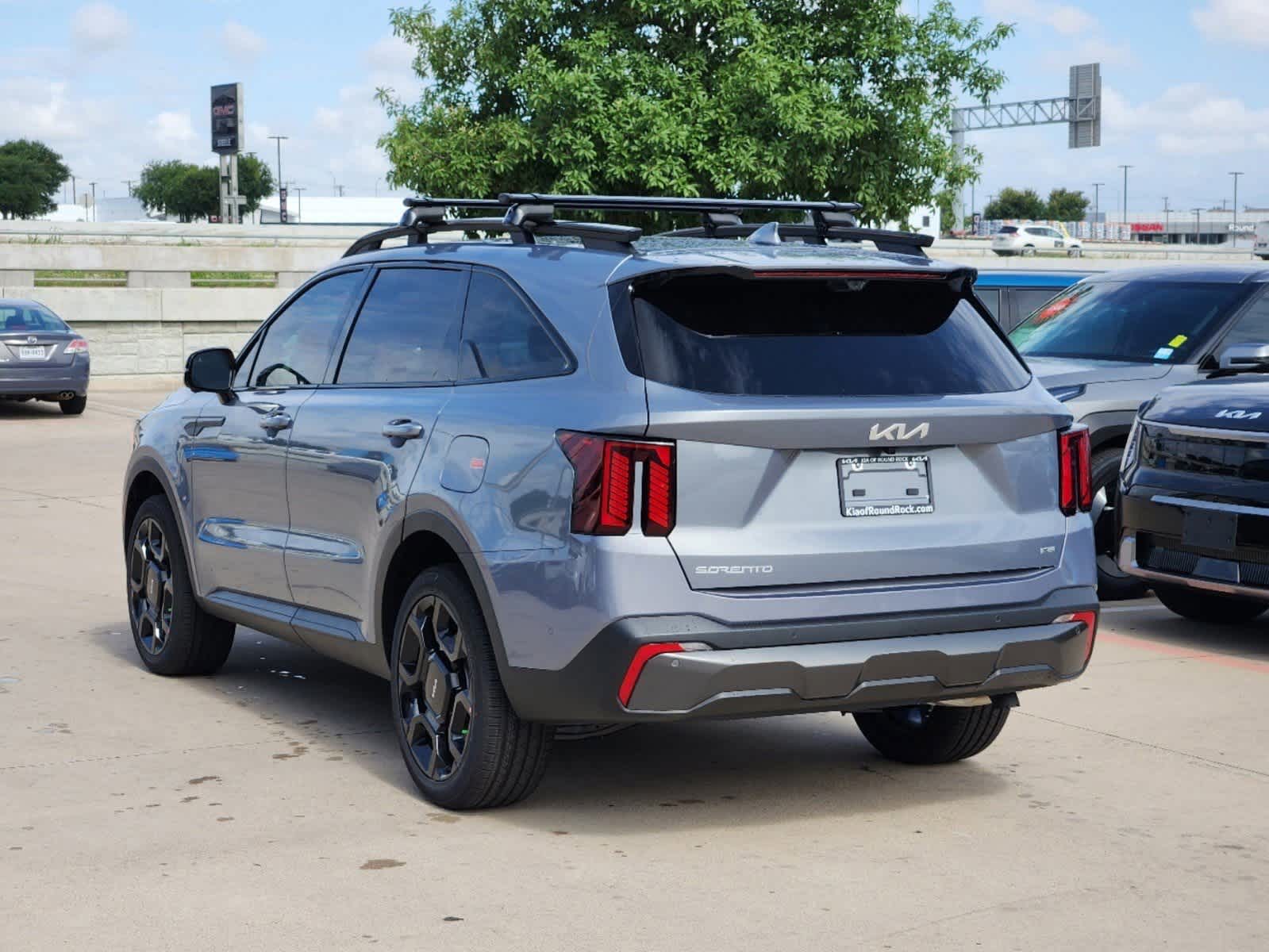 Thumbnail: 2025 Kia Sorento - 4