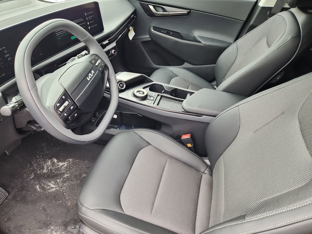 New 2026 Kia EV6 Light Long Range SUV