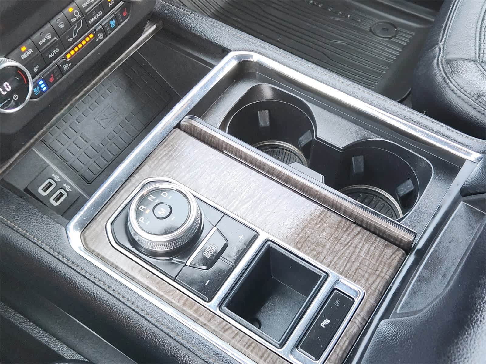Thumbnail: 2019 Ford Expedition - 20
