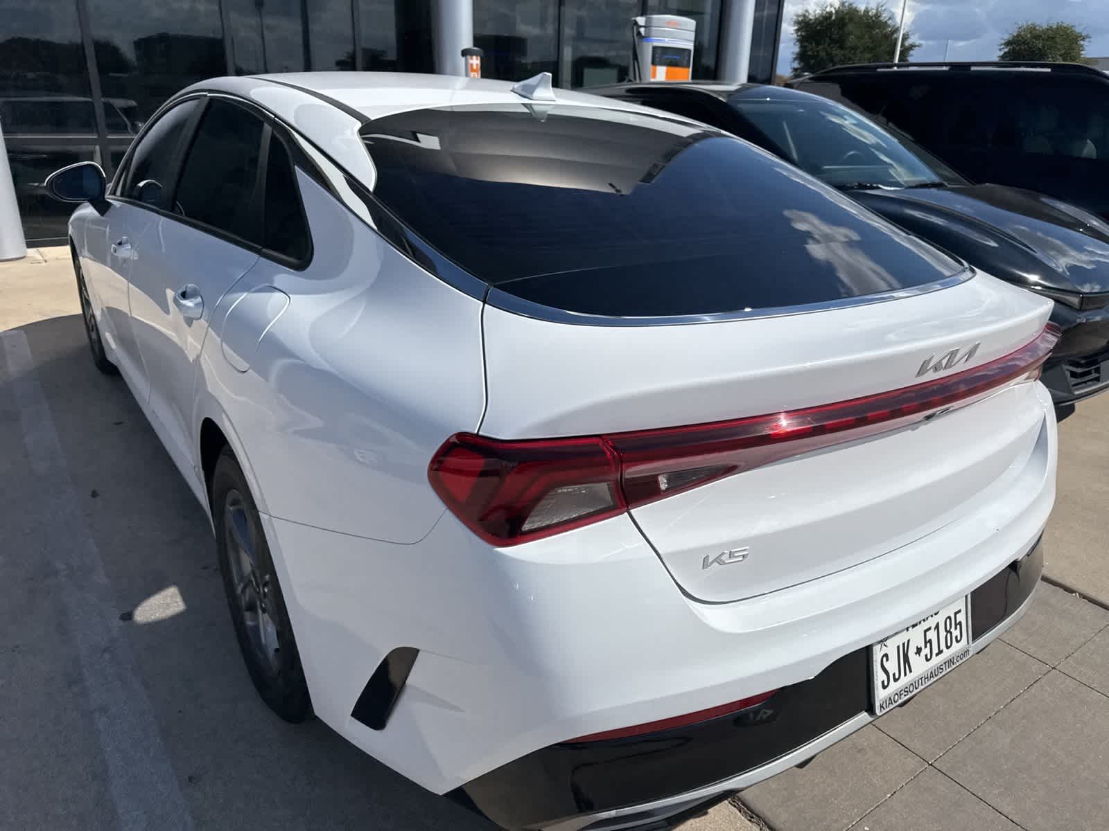 Thumbnail: 2023 Kia K5 - 2