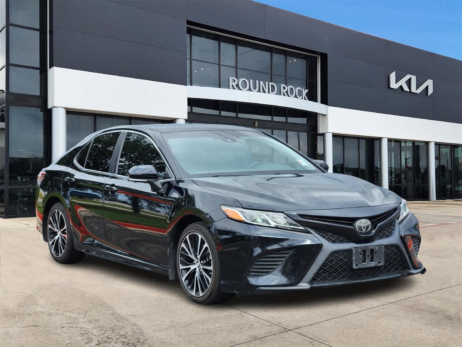 Thumbnail: 2018 Toyota Camry - 3