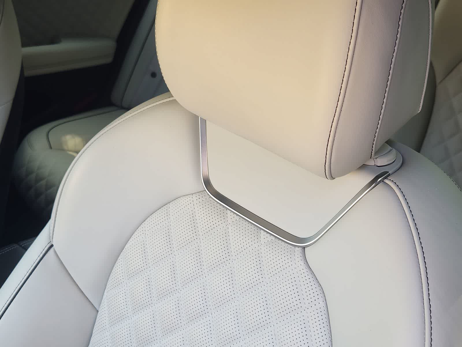 Thumbnail: 2025 Genesis G70 - 15