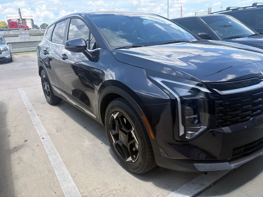 Certified 2026 Kia Sportage EX SUV