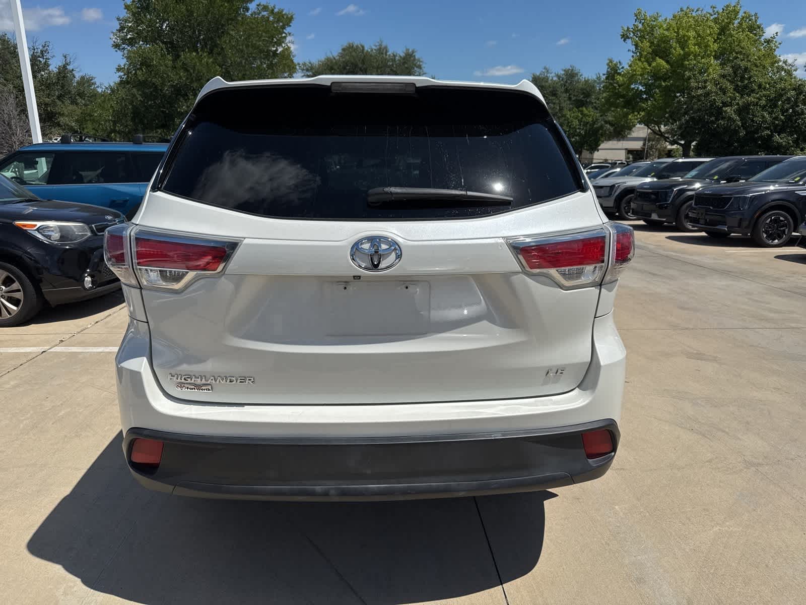 Thumbnail: 2015 Toyota Highlander - 8