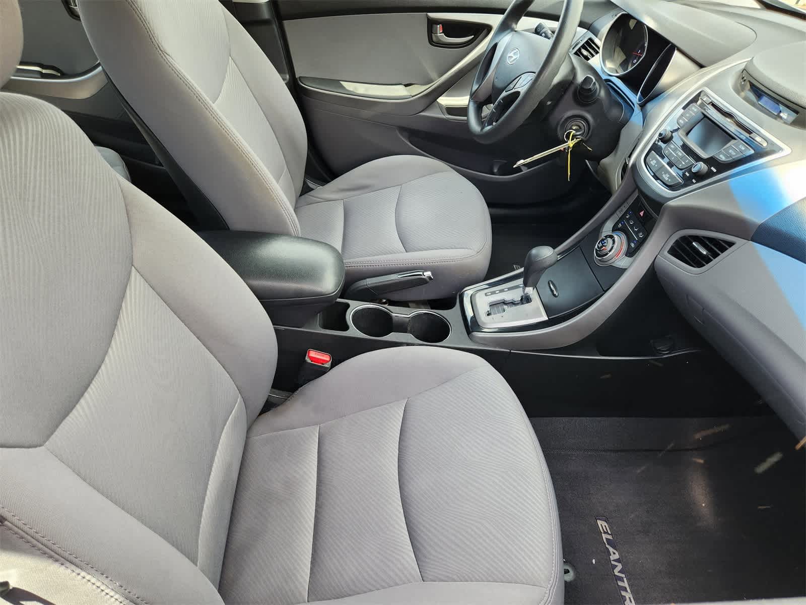 2013 Hyundai Elantra GLS 14