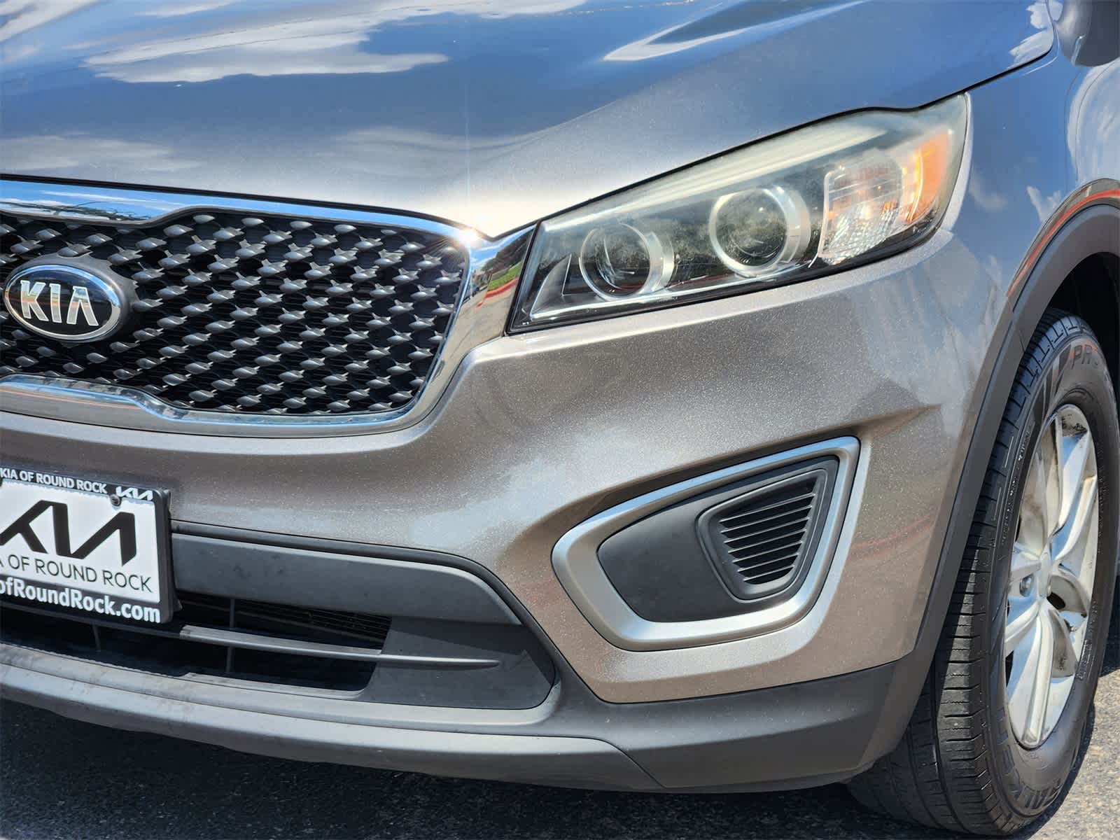 Thumbnail: 2016 Kia Sorento - 7