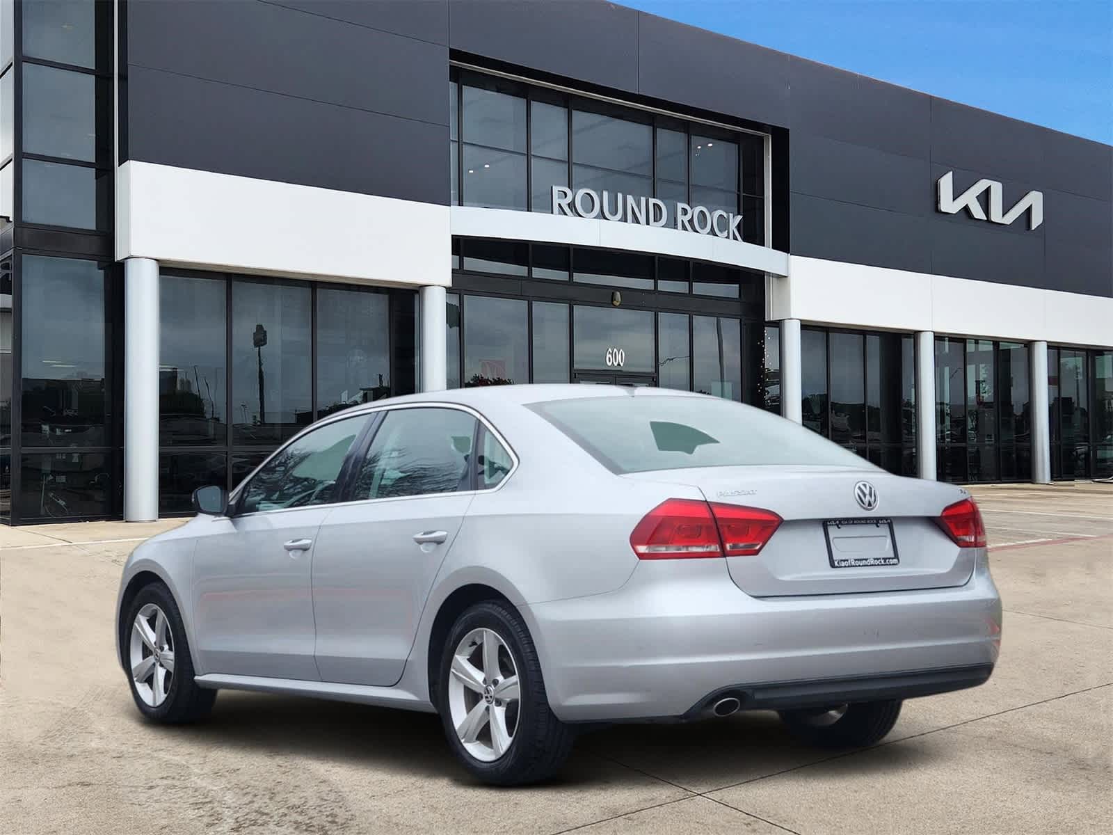 Thumbnail: 2012 Volkswagen Passat - 6