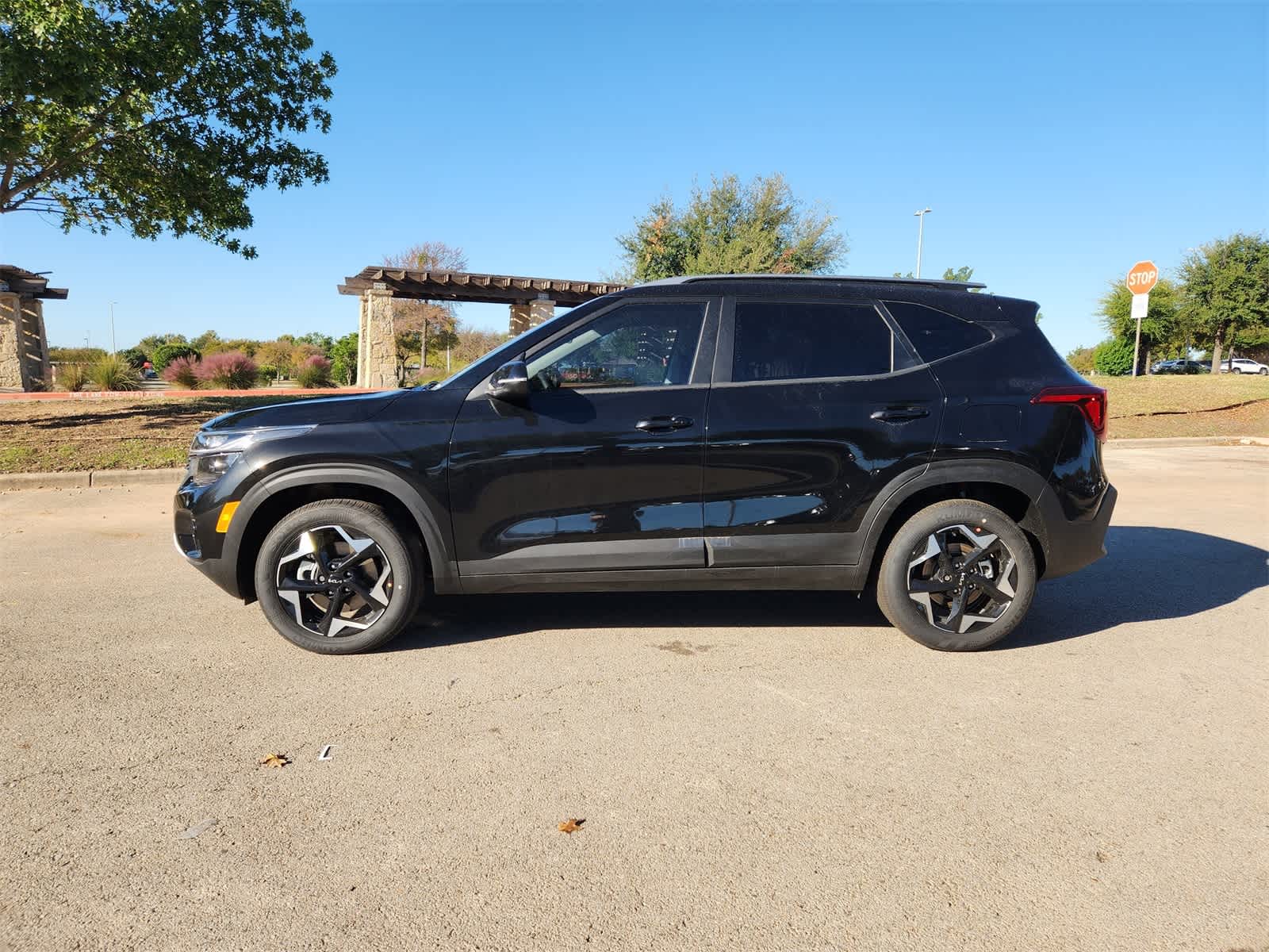 Thumbnail: 2026 Kia Seltos - 4